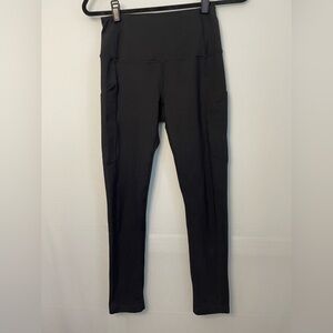 Zella Black Women's High-Waisted‎ Capris size small